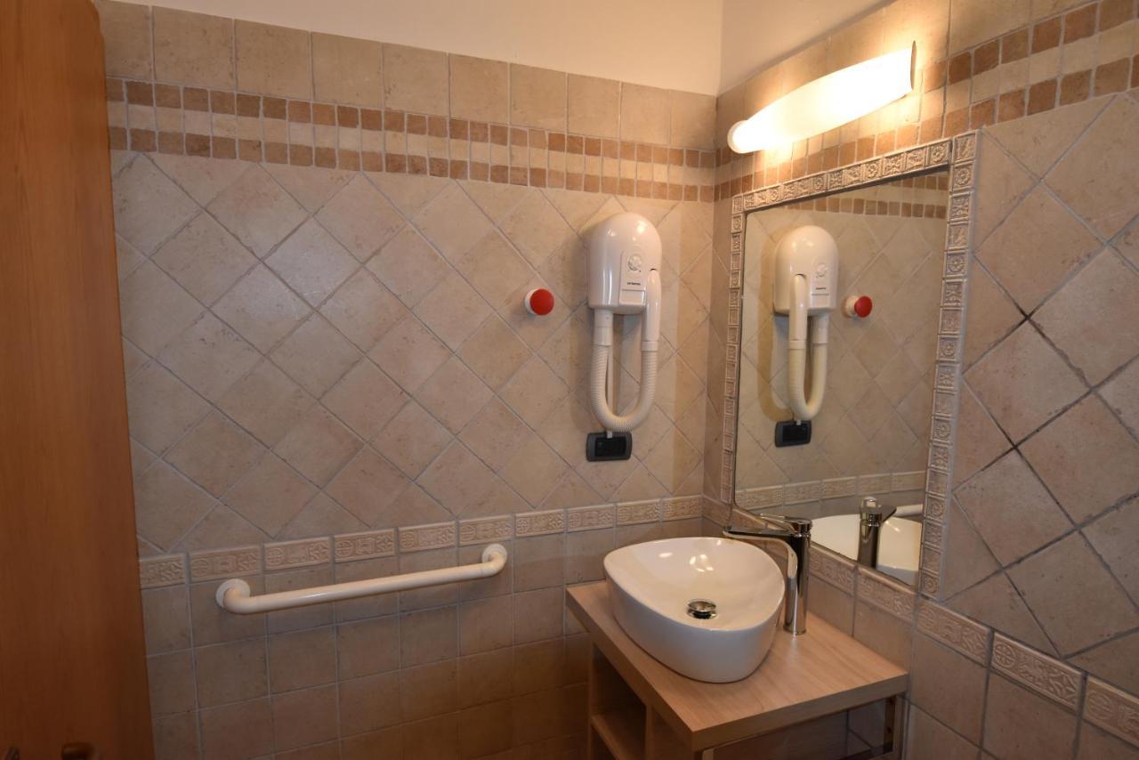 Rainbow Aparthotel Роверето Екстериор снимка